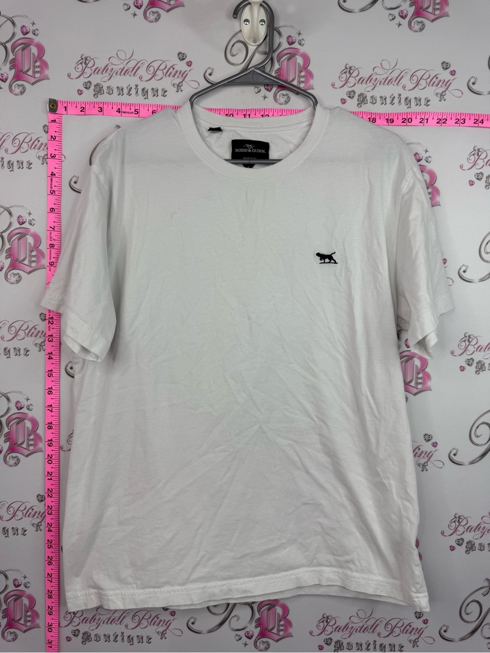Rodd & Gunn sports fit White Short Sleeve Tee with Black Dog Logo